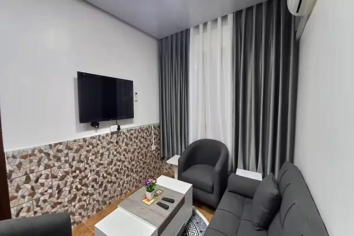Al-Nujoom Hotel Suites Amman Exterior photo