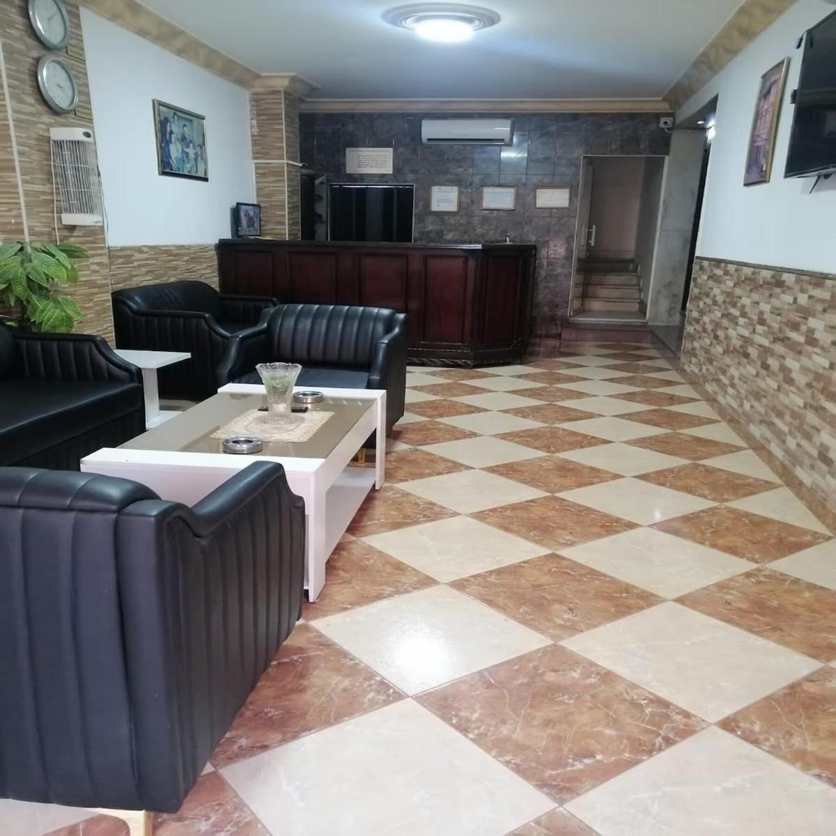 Al-Nujoom Hotel Suites Amman Exterior photo
